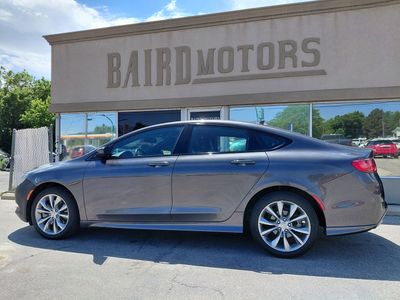 2015 Chrysler 200 S