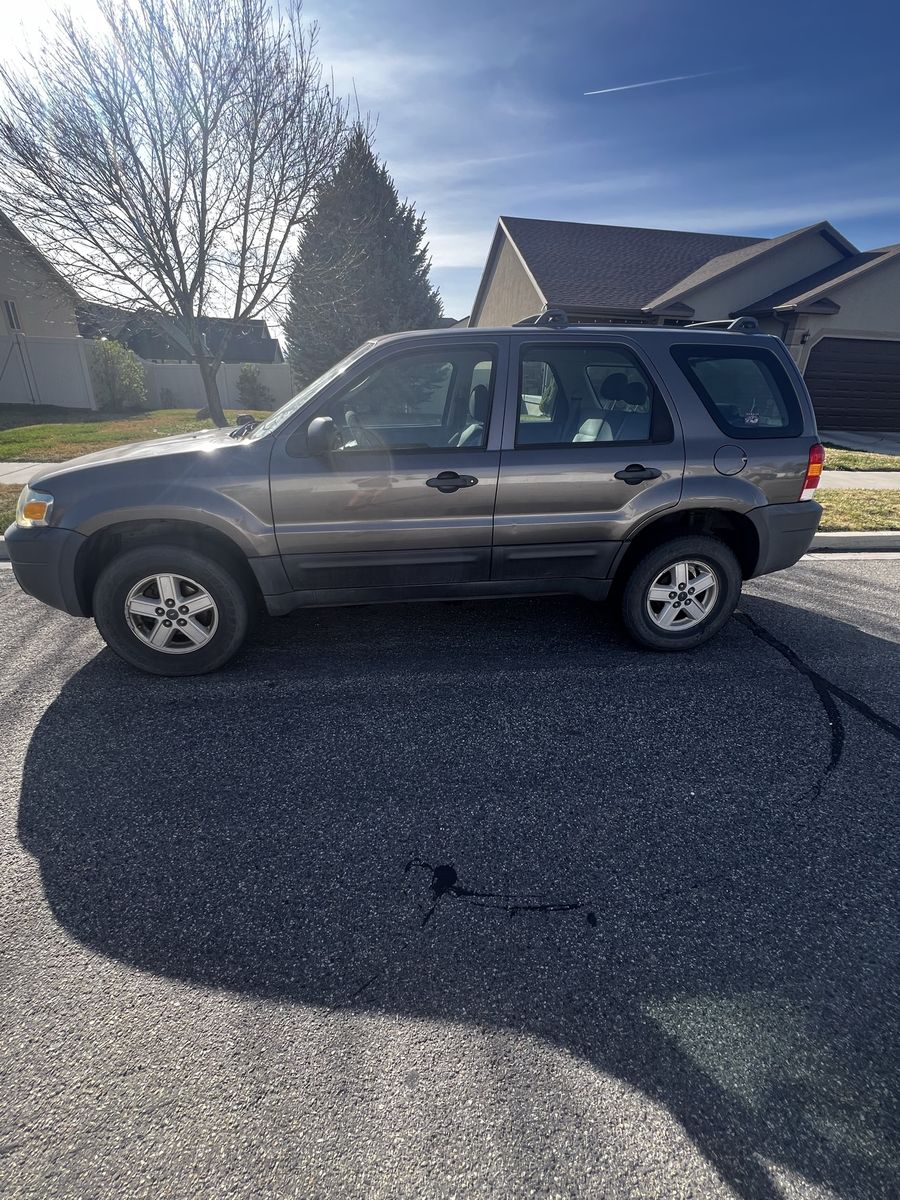 2006 Ford Escape 