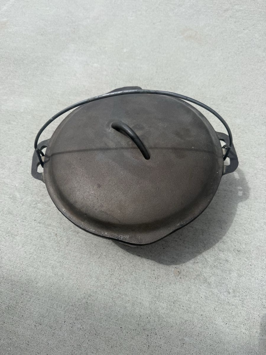 10 inch Dutch oven