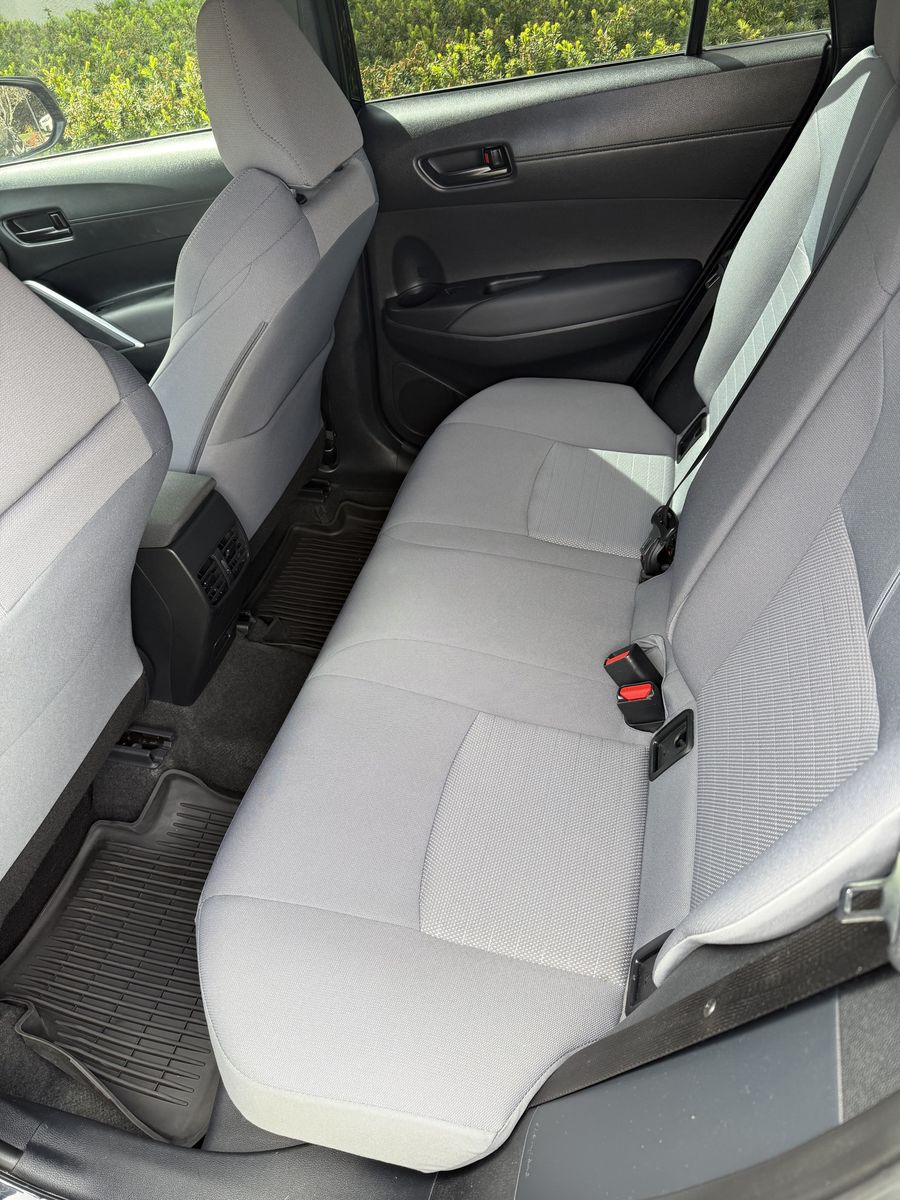 2023 Toyota Corolla Cross Hybrid SE