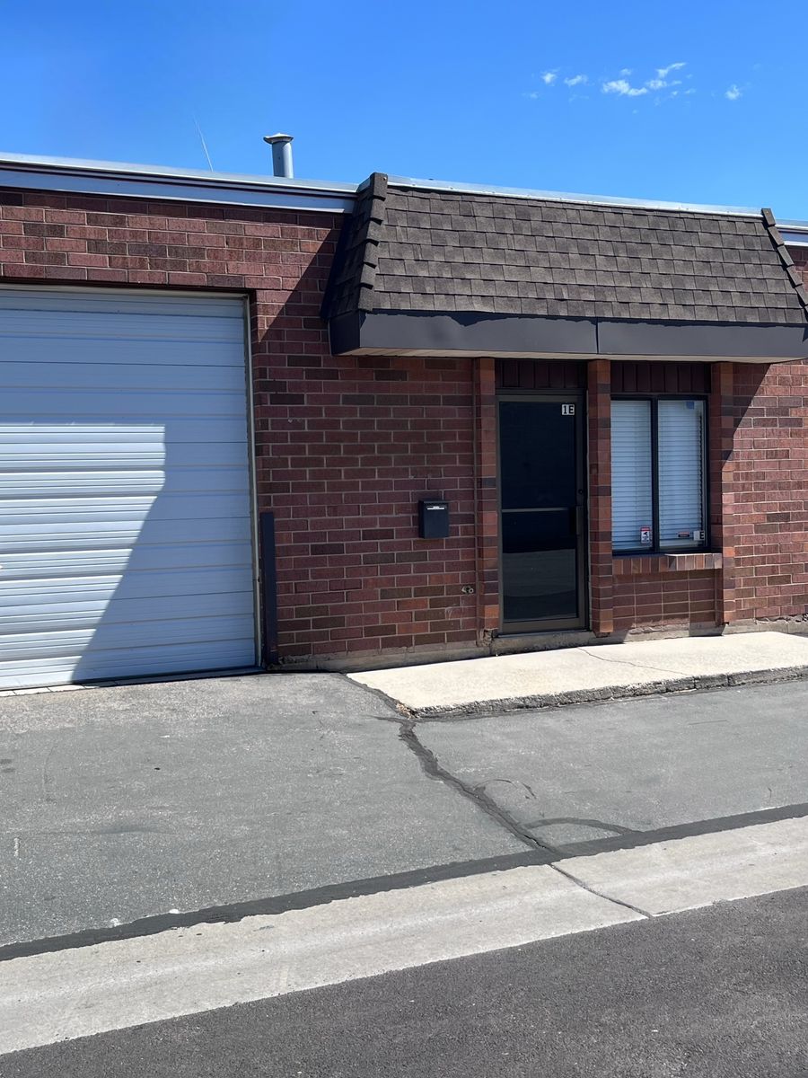 Office/Warehouse Space Seconds from I15 in Midvale - FIRST MONTH FREE!