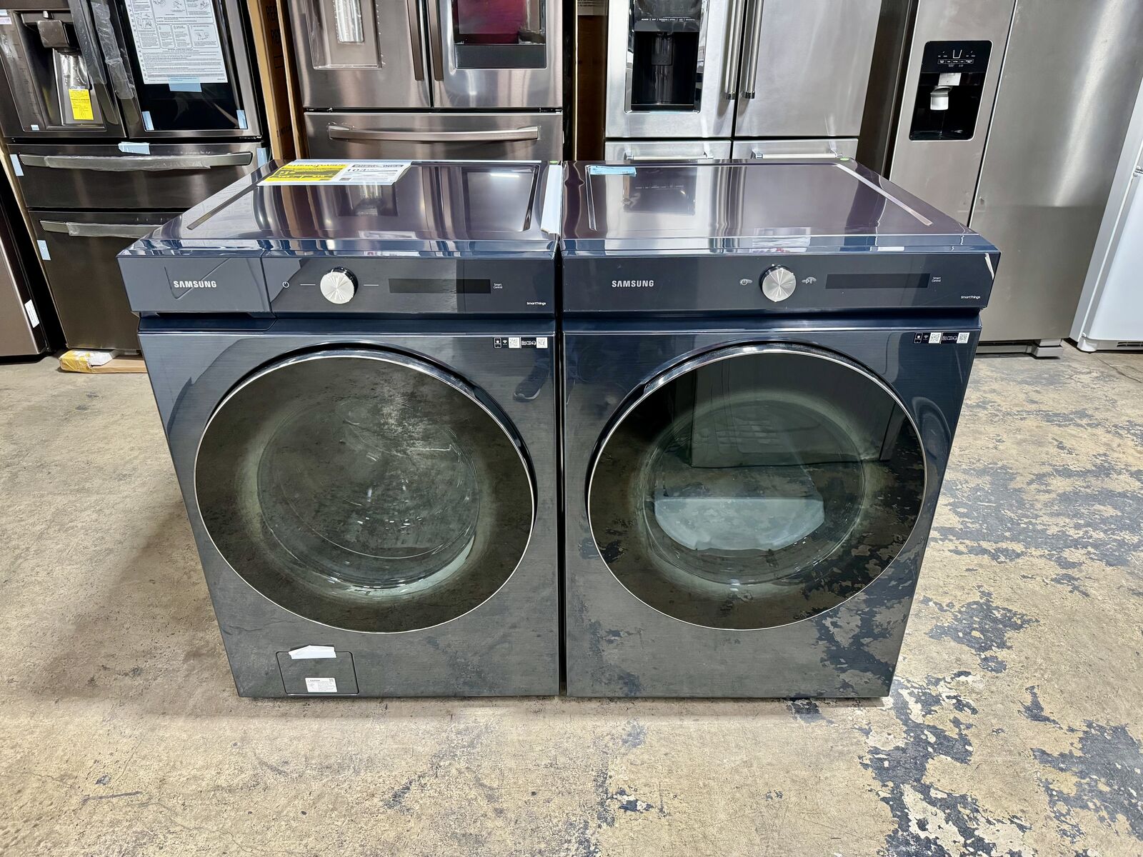 SAMSUNG BESPOKE FRONT LOAD WASHER & DRYER SET WITH STEAM