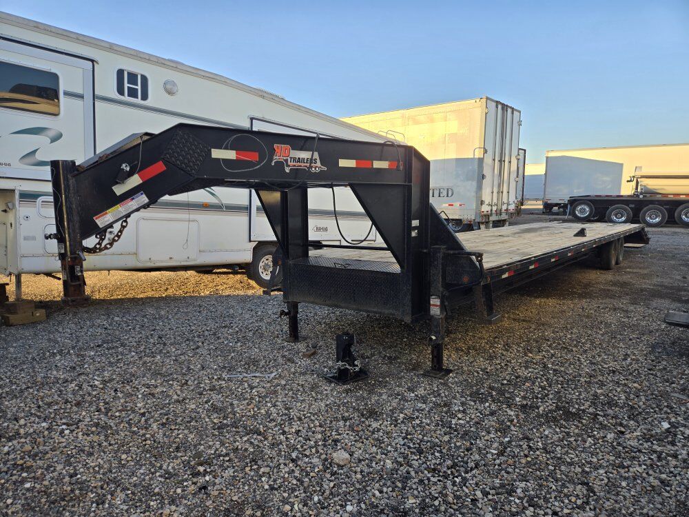 2022 Car Hauler 40 Foot HD Trailer