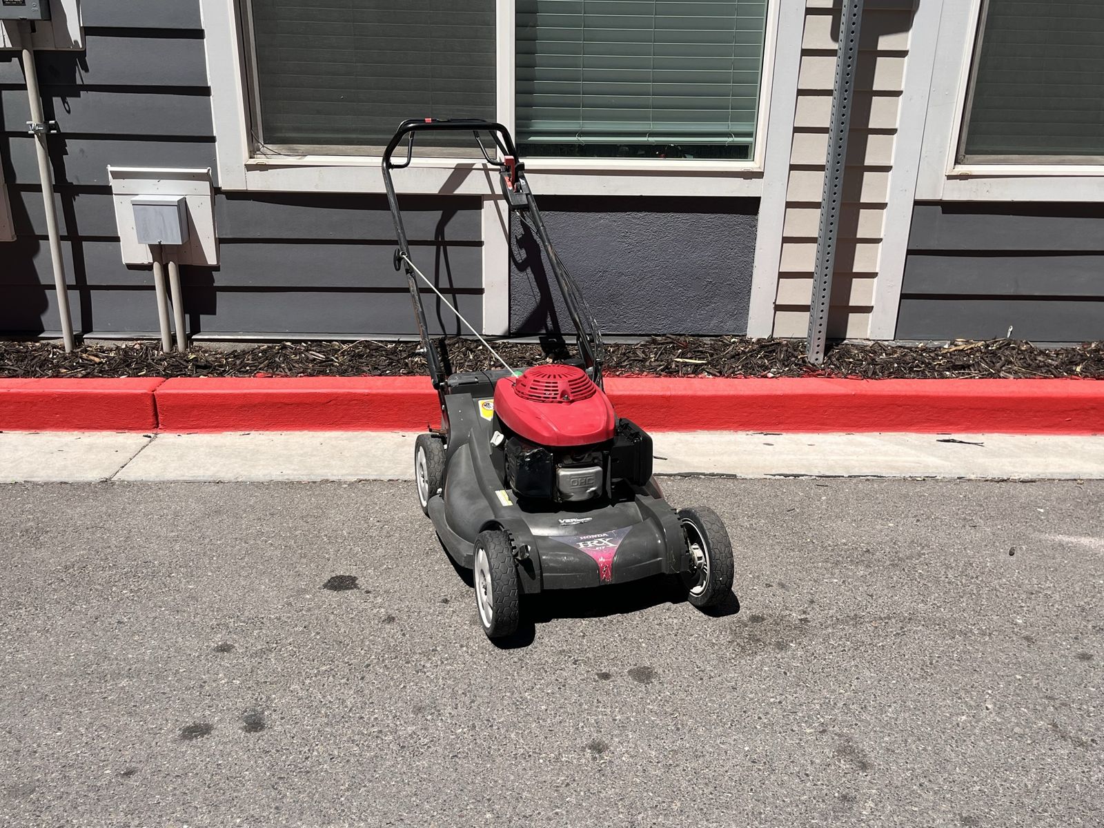 Honda HRX 217 Self Propelled Lawn Mower