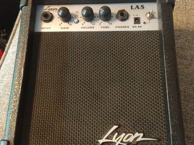 small Lyon la5 amplifier in good condition