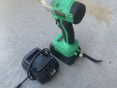 Cordless Impact Wrench 1/2" (CW-20B) with 20V Battery & Charger