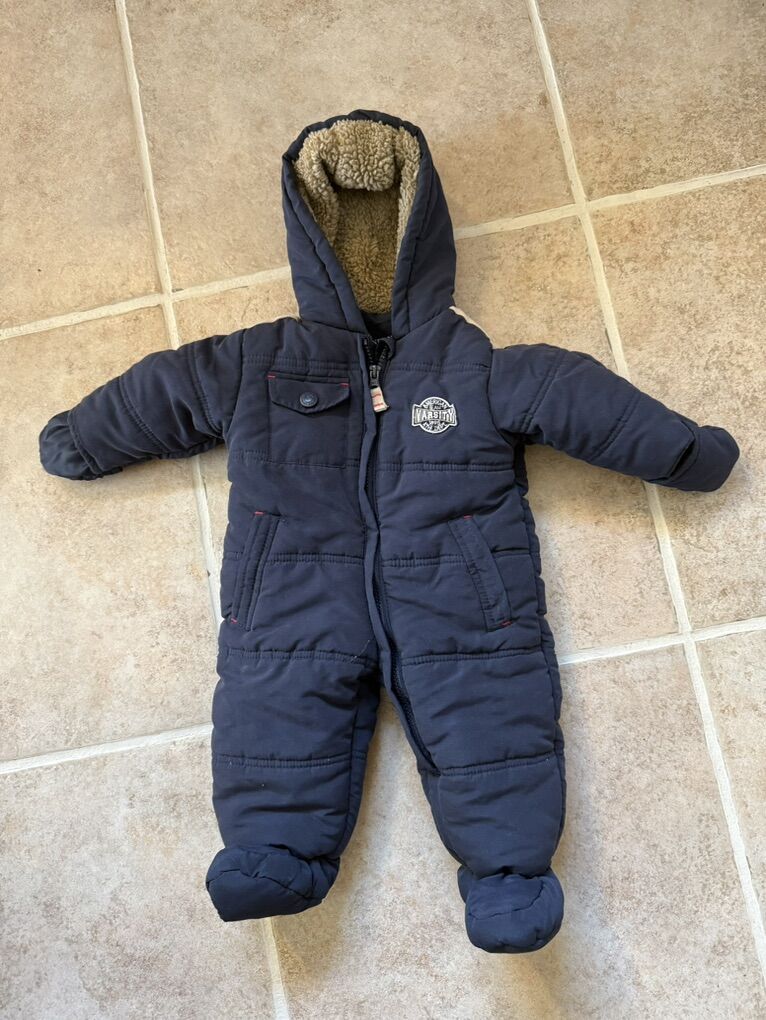 London Fog snow suit 6/9 month unisex navy blue