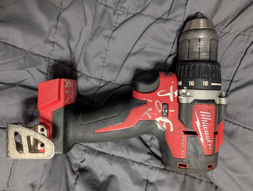 Milwaukee M18 Brushless Drill/Driver 2801-20