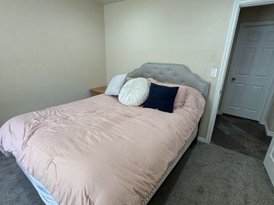 Full size bed