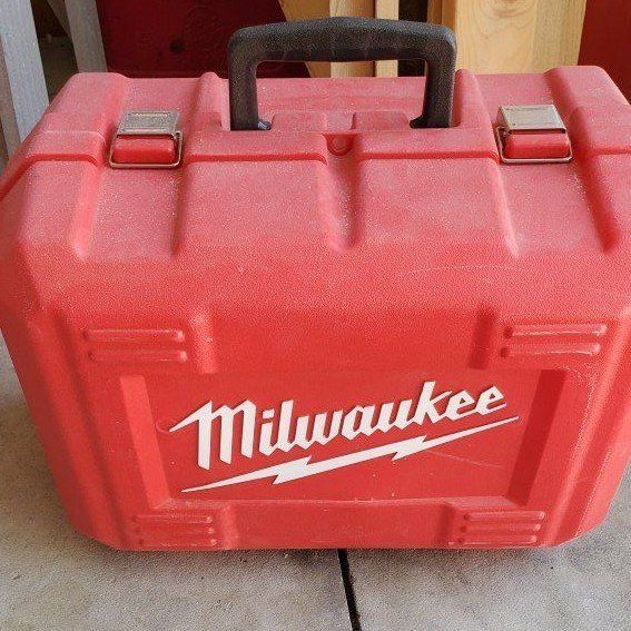 Milwaukee Electric saw  OBO
