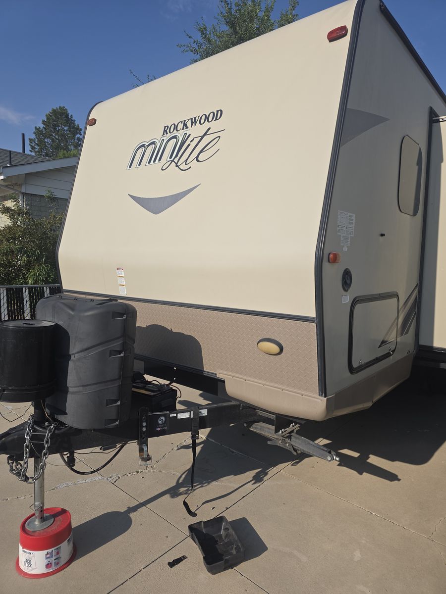 2018 2504 Rockwood mini lite