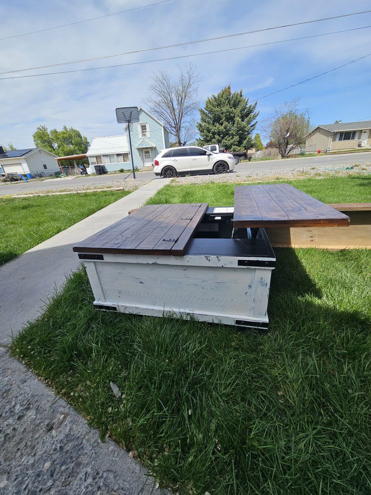 Main image 5