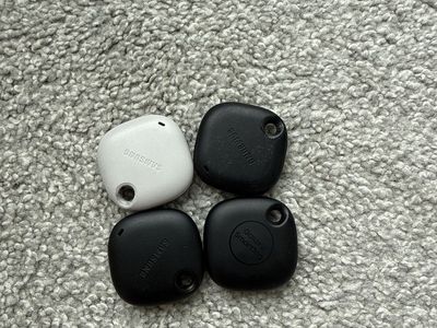 Samsung Galaxy SmartTag Bluetooth Tracker (4-Pack)