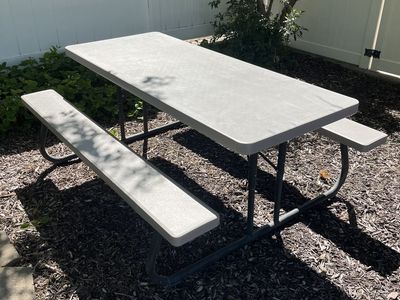 Lifetime Picnic Table
