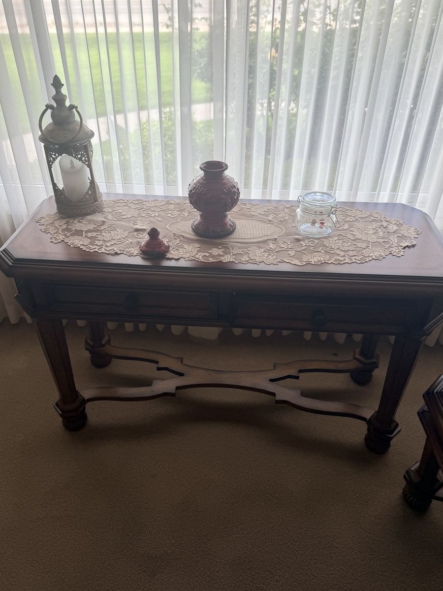 Main image 2