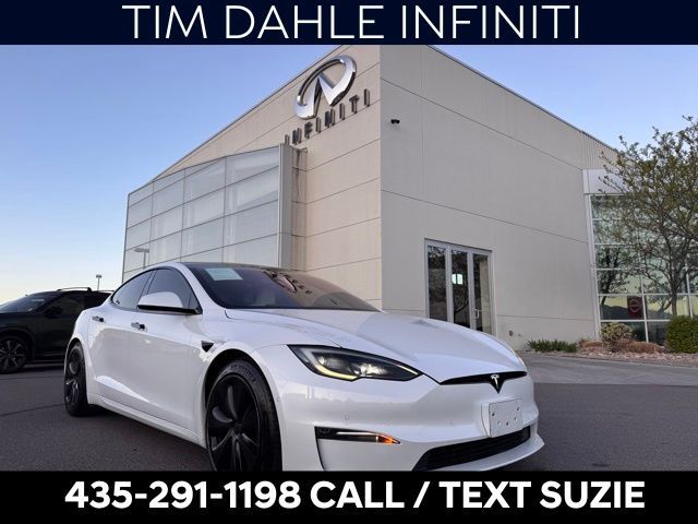 2022 Tesla Model S Base