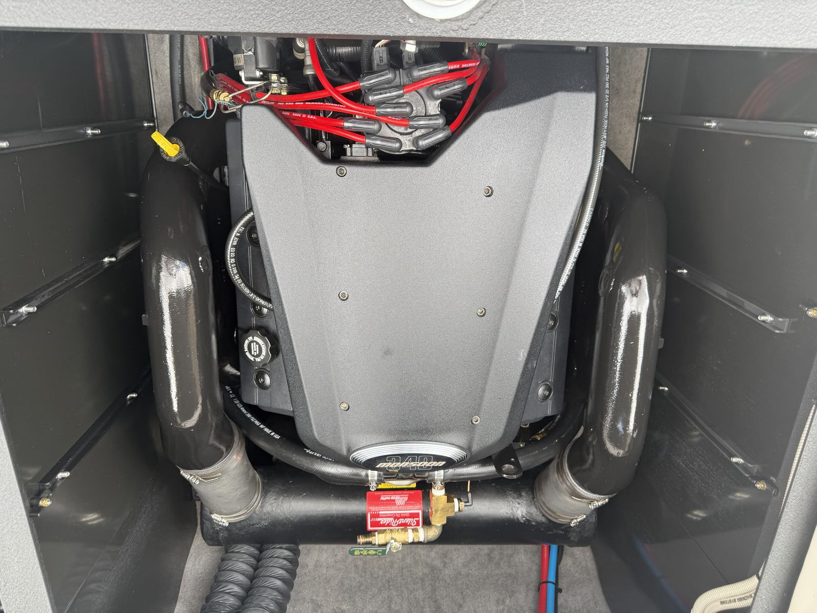 Main image 7