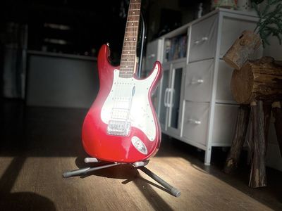 Red Peavey Predator 94