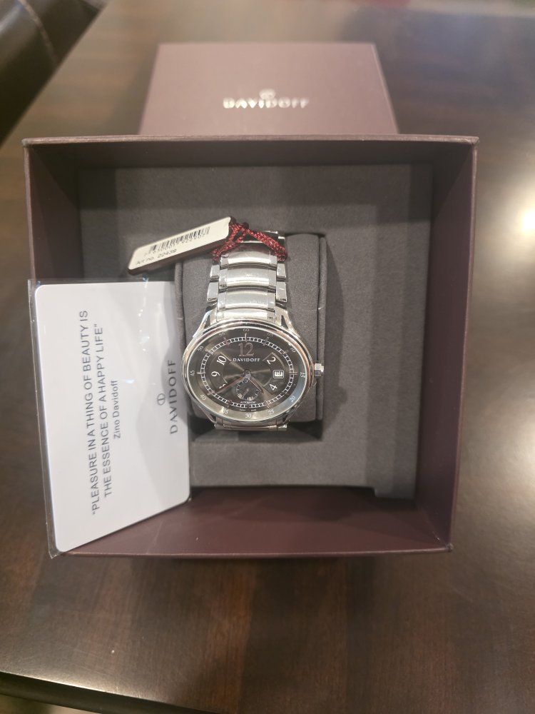Davidoff Men's Automatic Stainless Steel Wristwatch with Original Box