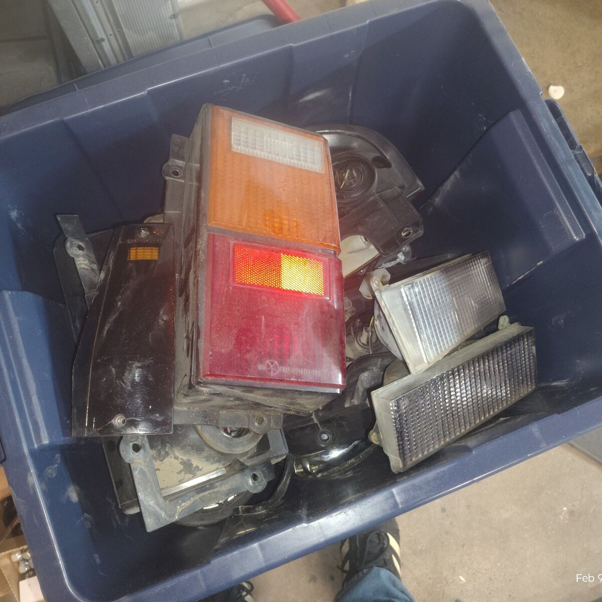 95 jeep Cherokee xj lights