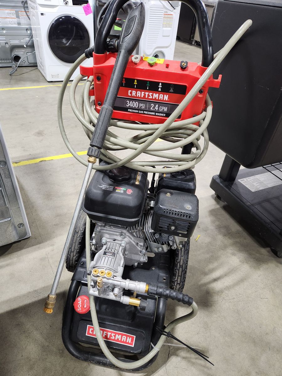 GREAT CRAFTSMAN PRESSURE WASHER! TESTED AND READY TO GO!