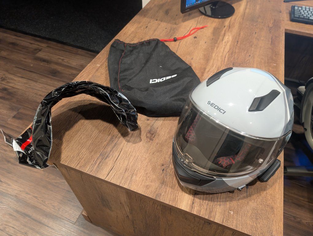 Sedici Strada II Full-Face Helmet with Cardo Bluetooth Unit and Extra Photochromic Shield, Size Small