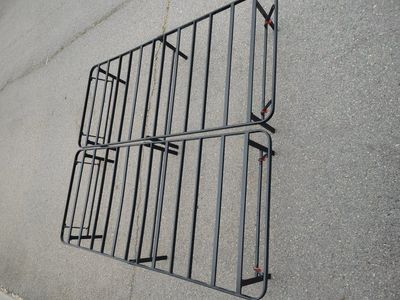 METAL BED FRAME 80" L X 71" W X 14" H