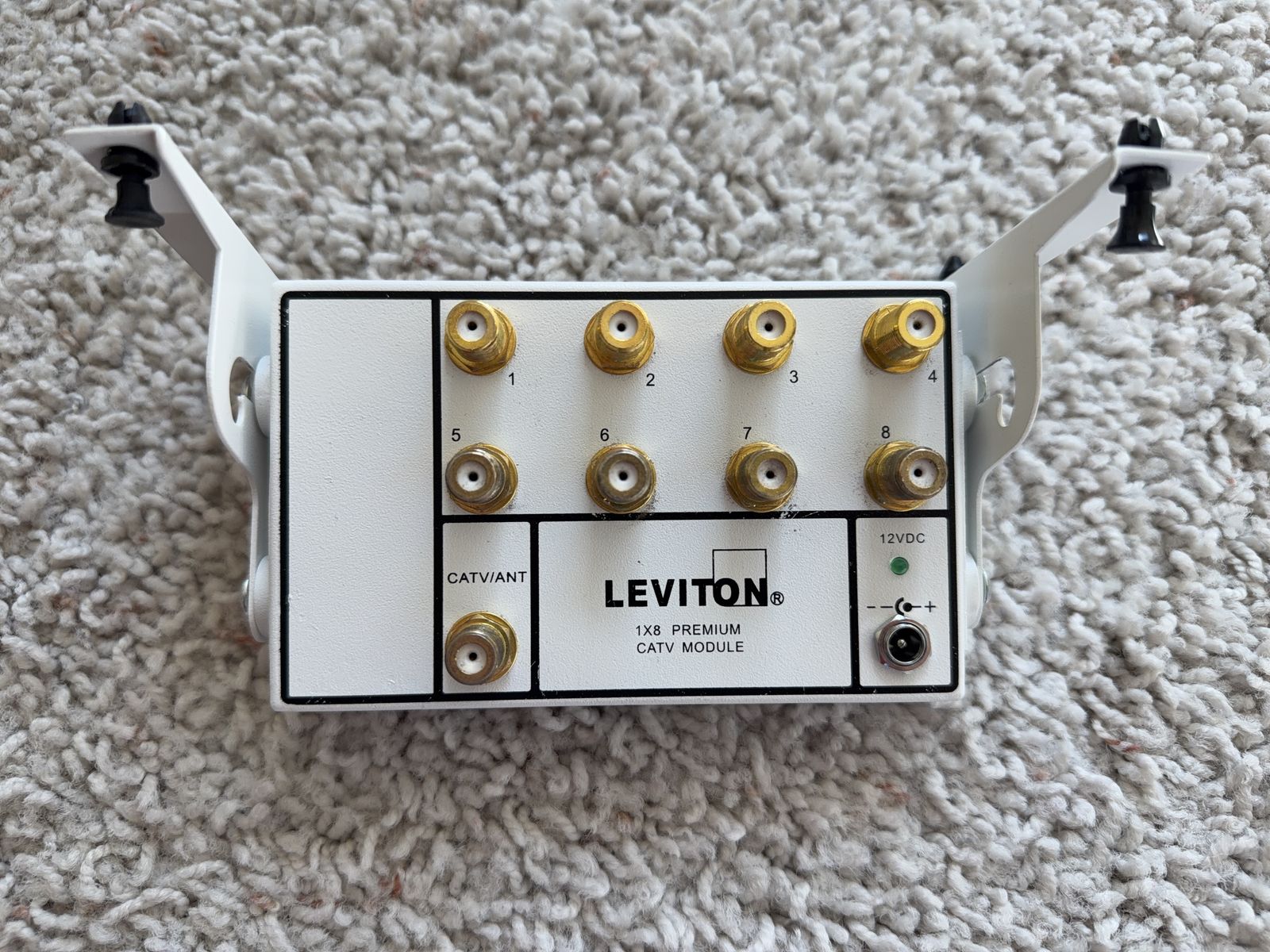 Leviton Premium Amplified 1x8 CATV Coaxial Distribution Module (Model 47693-8P)