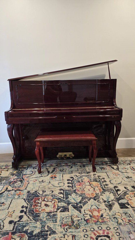 Beautiful Samick Upright Piano