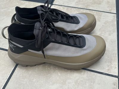 Arcteryx Vertex Alpine approach/hiking shoes, size 10 European 44