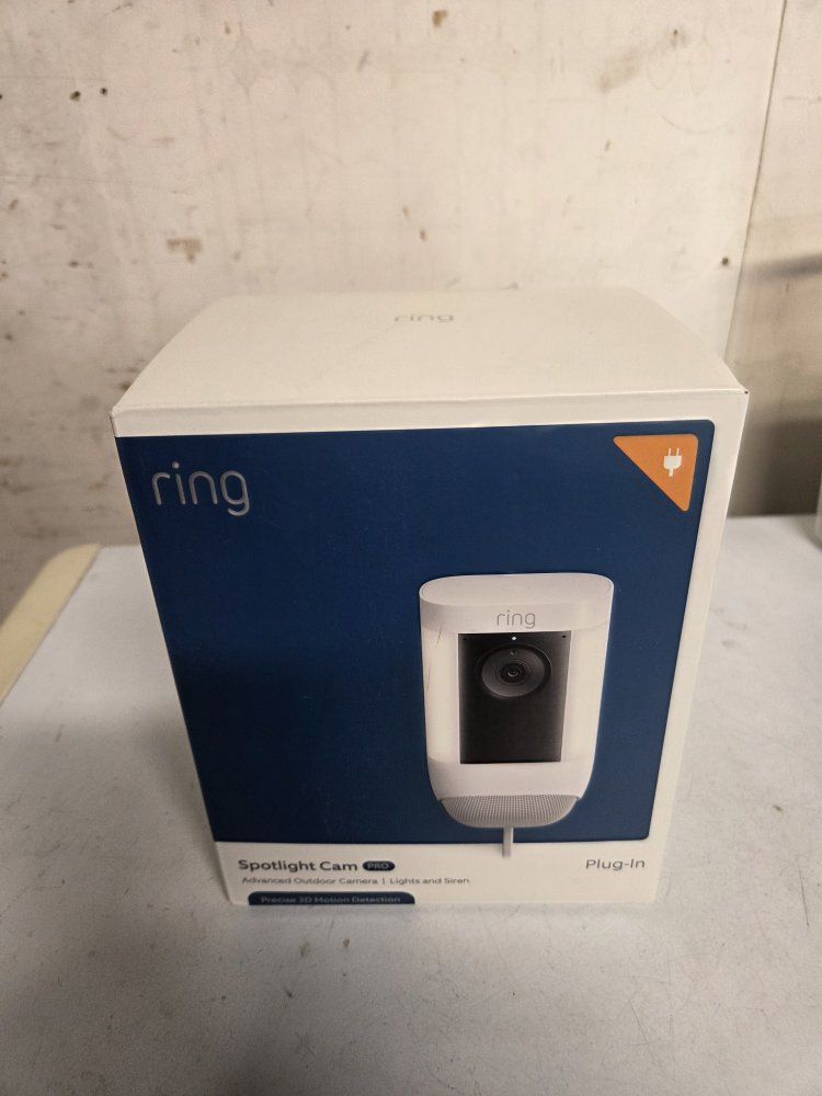 Ring Spotlight Cam Pro Plug-In - Advanced Outdoor Security Camera with Lights & Siren - White