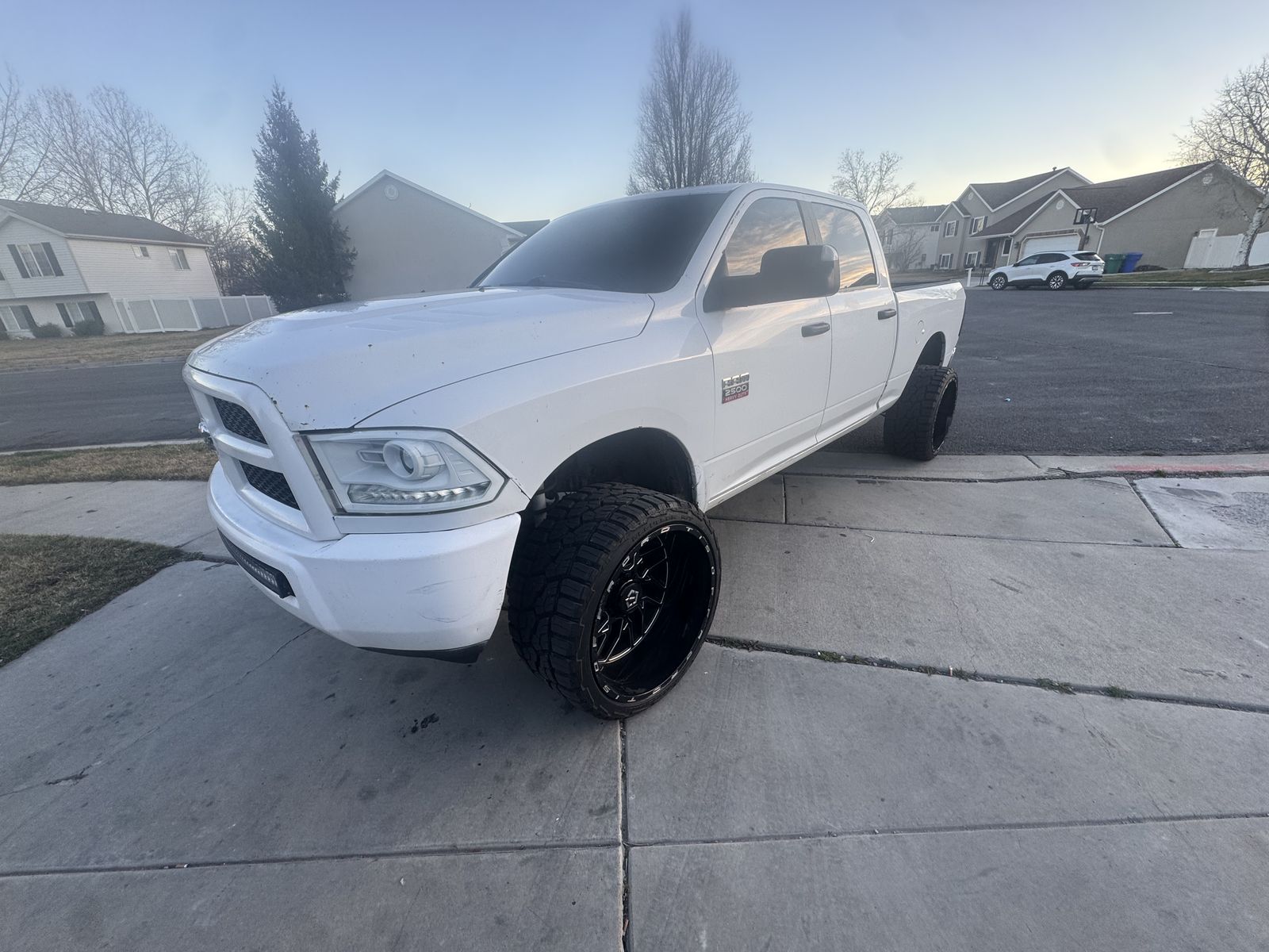 24x14 TIS 8x6.5 TRADES