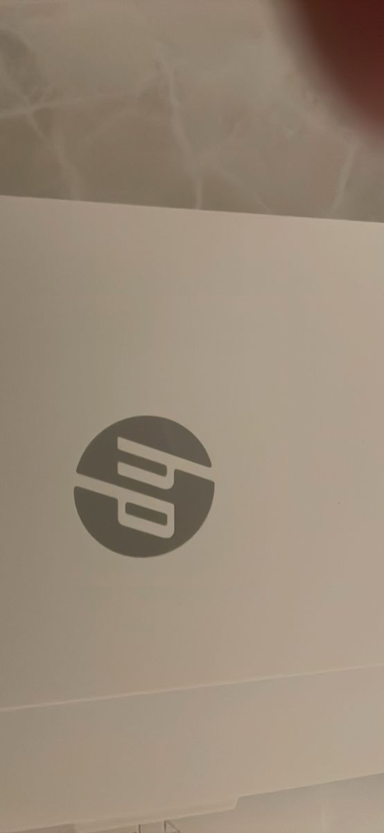 Main image 3