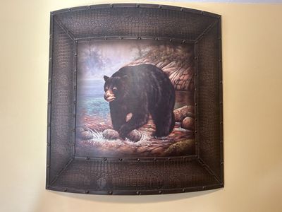 3D Bear artwork w/imprinted frame