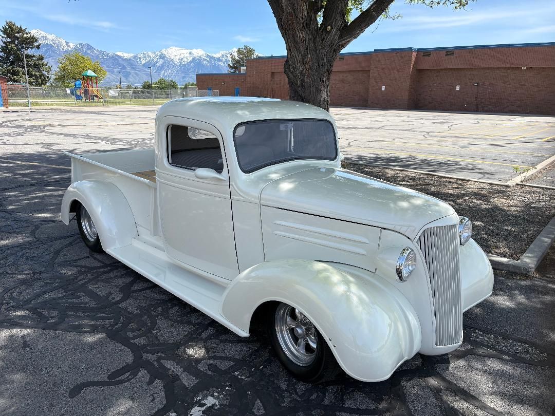 1937 Chevrolet Antique 