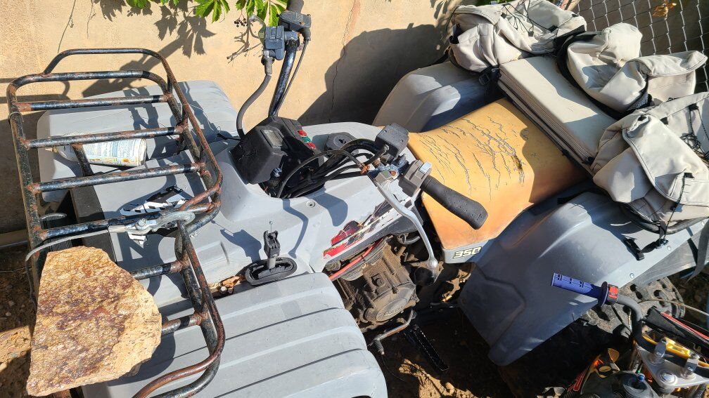 1989 Yamaha Big Bear four wheeler needs work