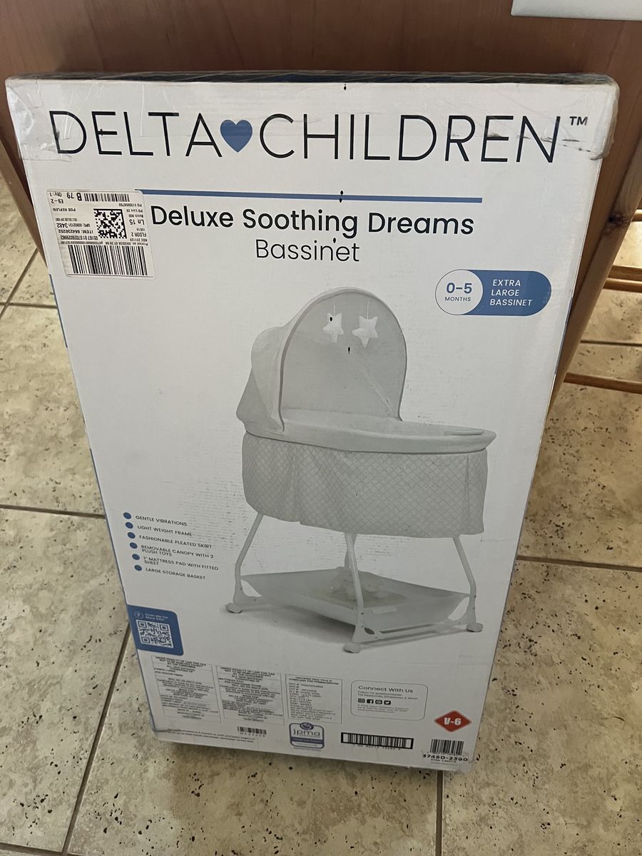 NEW: Delta Deluxe Soothing Bassinet