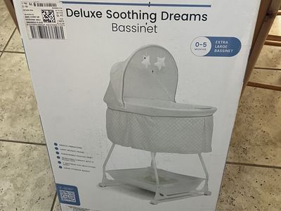 NEW: Delta Deluxe Soothing Bassinet
