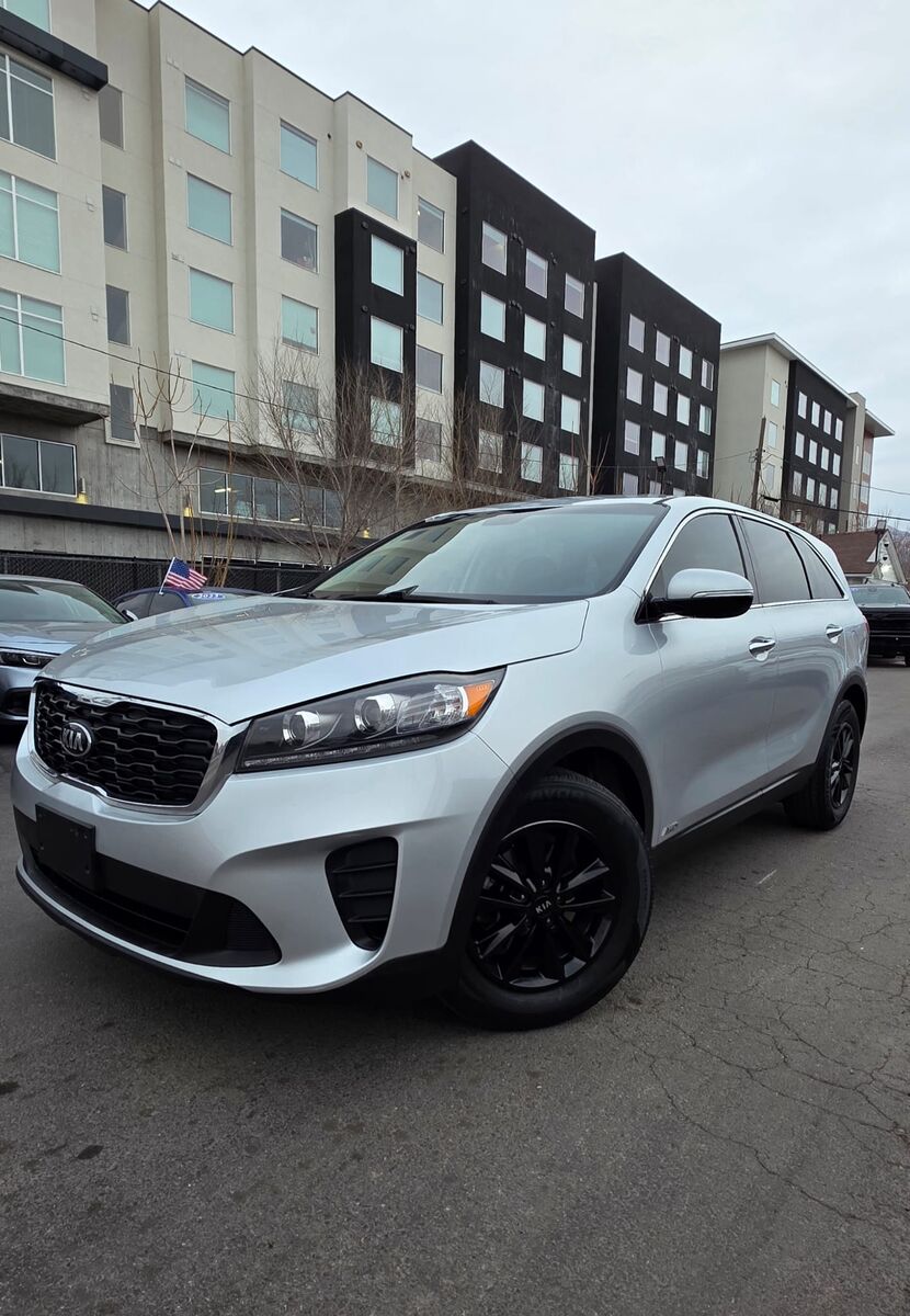 2019 Kia Sorento LX V6