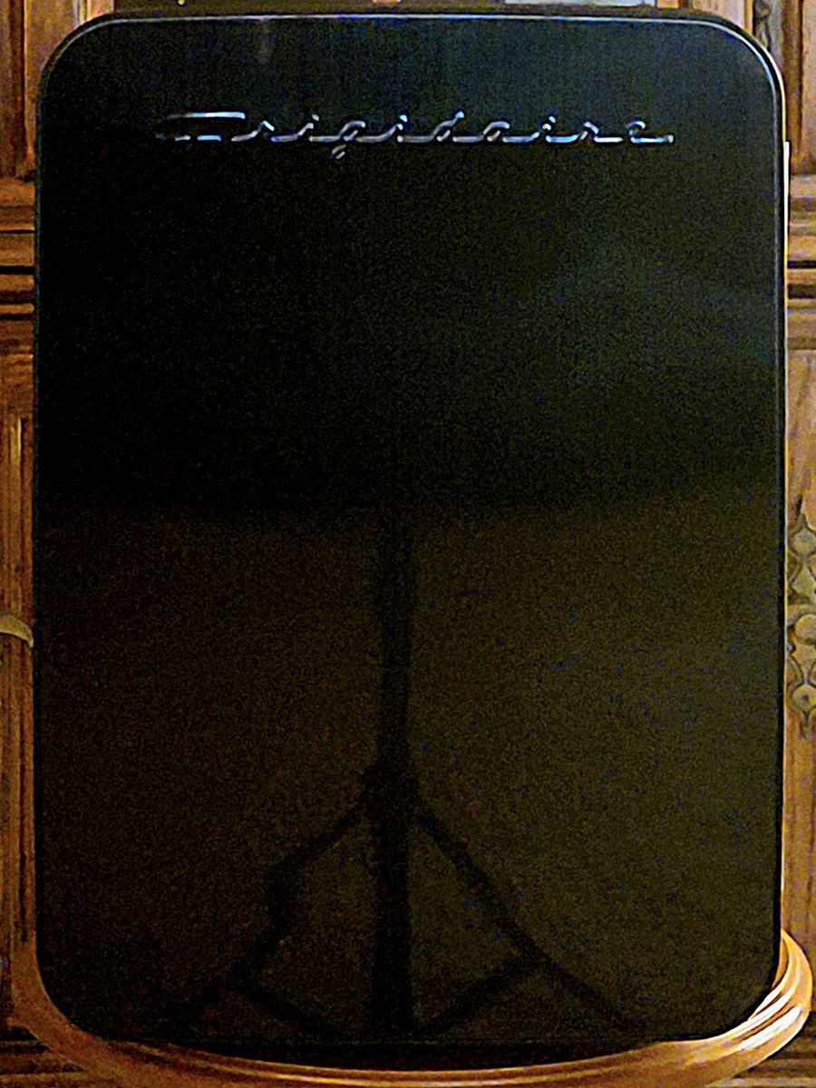 Frigidaire Mini Personal Refrigerator/Cooler