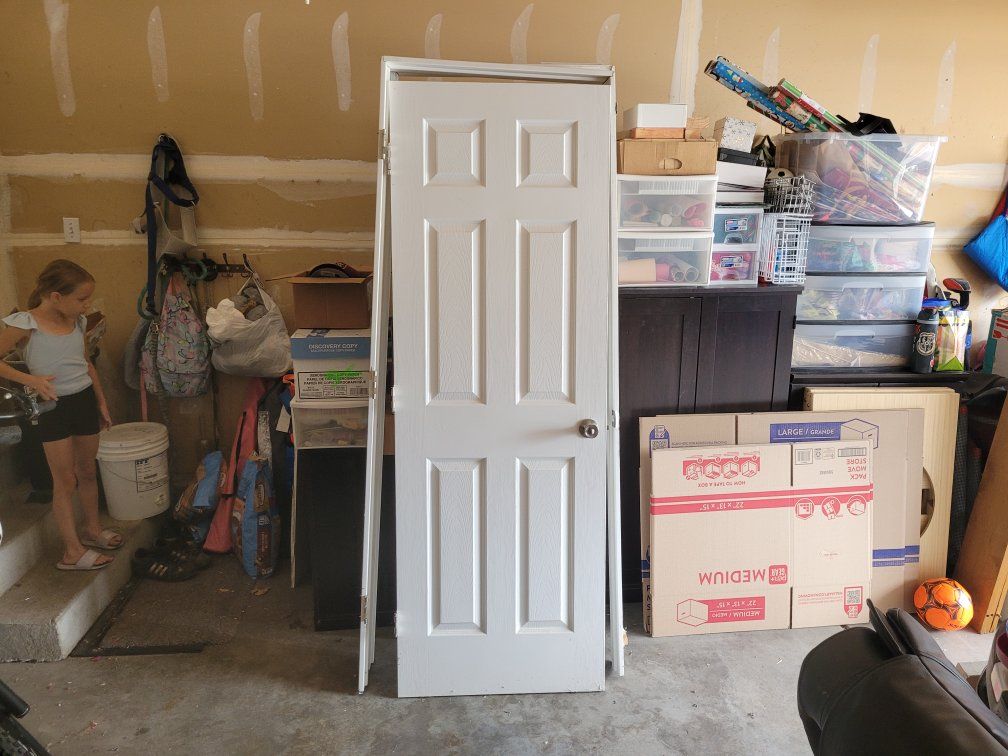 Main image 3