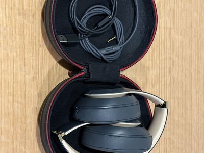Beats Wireless Over-Ear Headphones