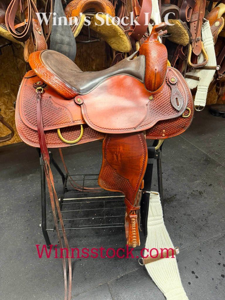 16" Crates - Reining saddle