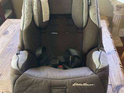 EDDIE BAUER Car Children Carseat 40-65 lbs