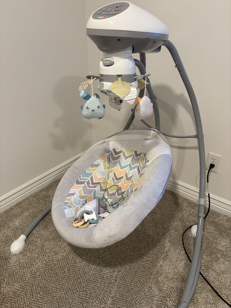 Baby swing
