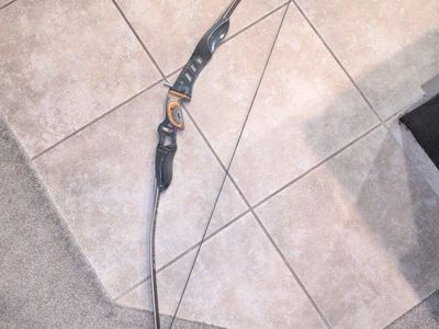 TradTech BlackMax 2.0 Recurve Bow - 50lb Limbs (L-50#)