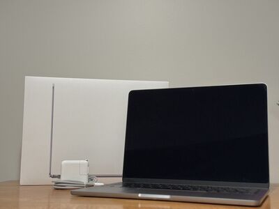 M2 Macbook Air Space Grey