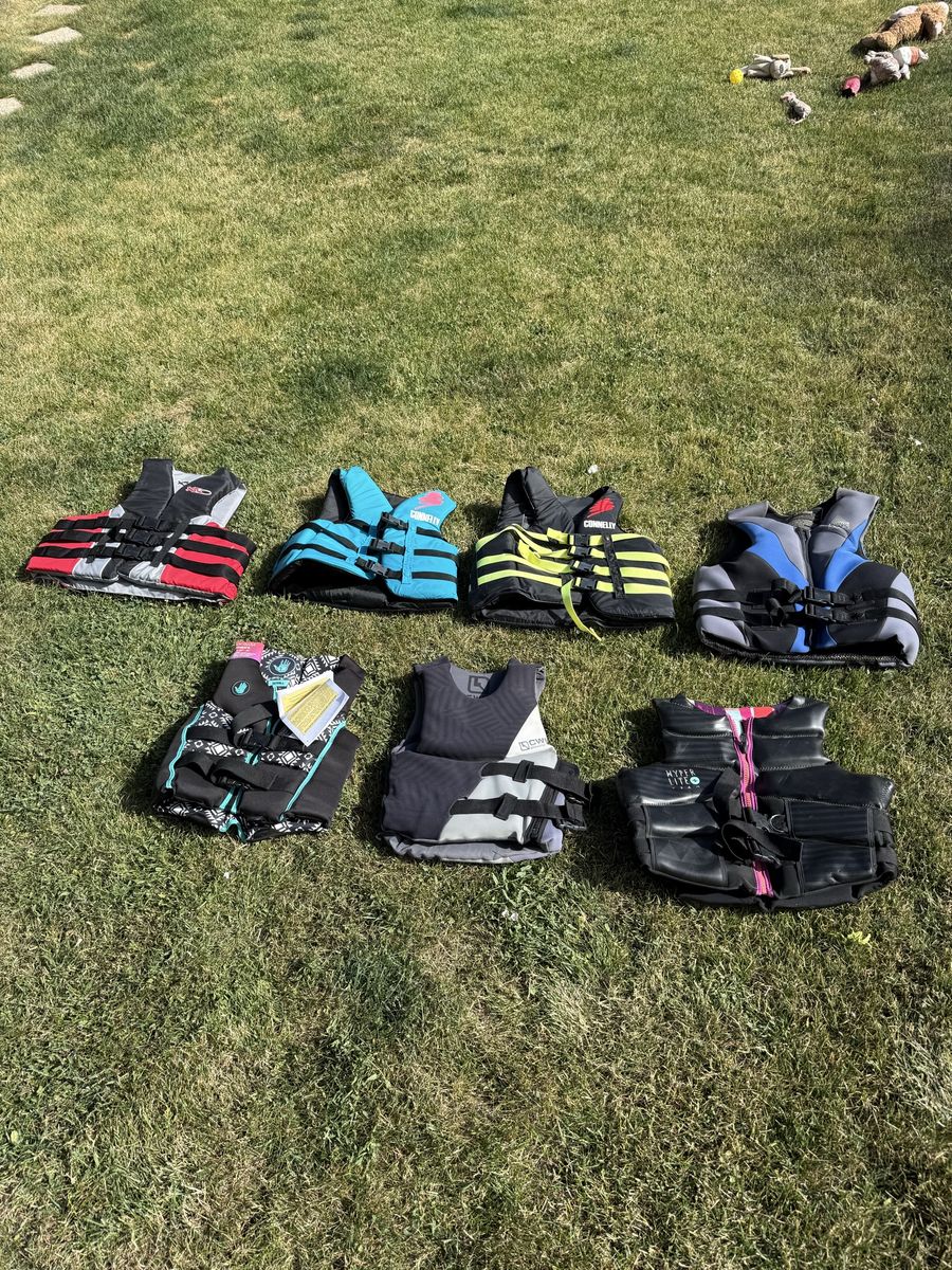 Adult Life Vests