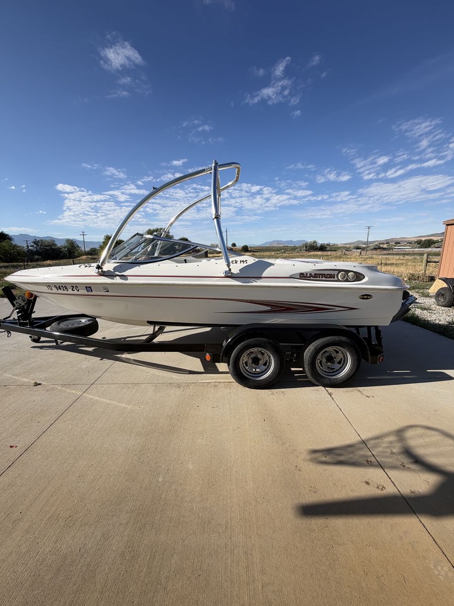 2001 Glastron SX 195