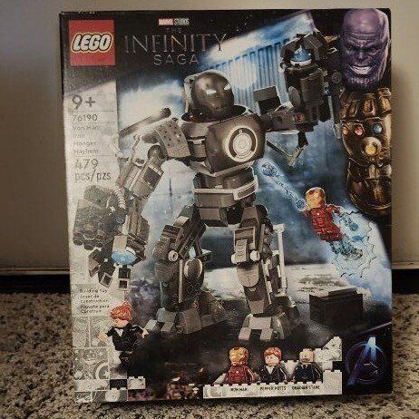 SEALED LEGO Iron Monger Mayhem 76190 $60-70 Value